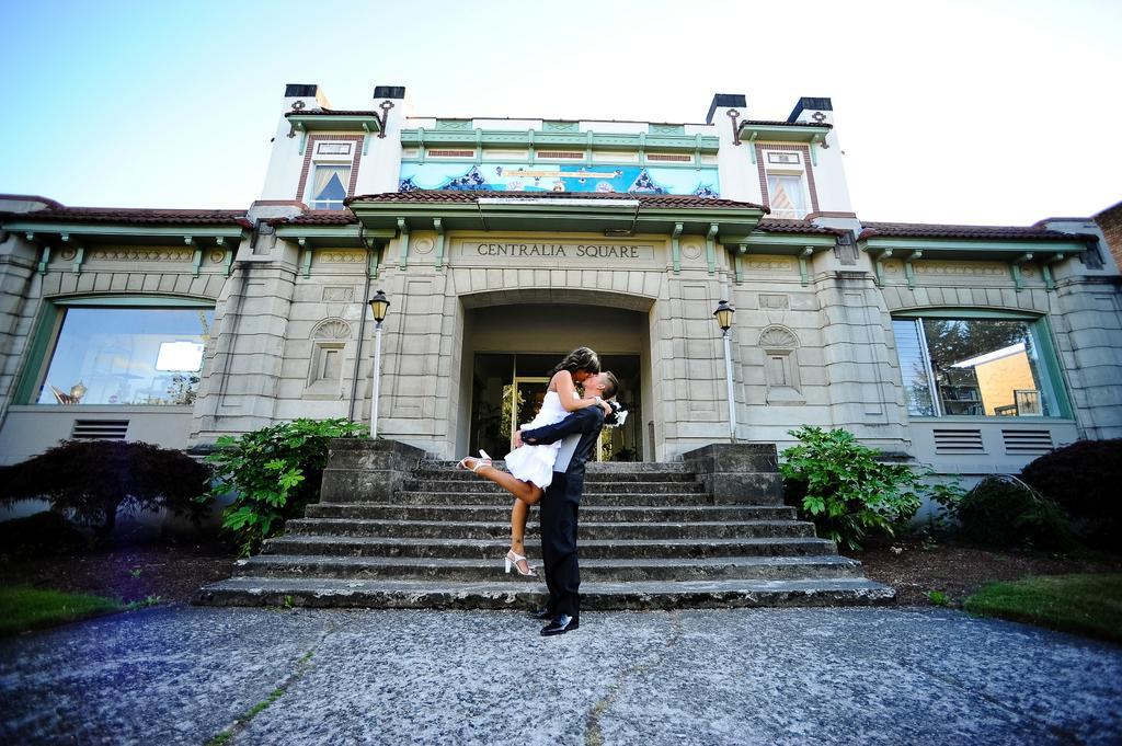Centralia Square Grand Ballroom And Vintage Hotel Eksteriør billede